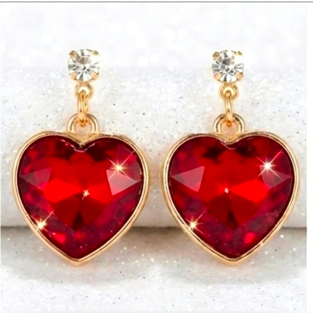 Crystal red heart earrings